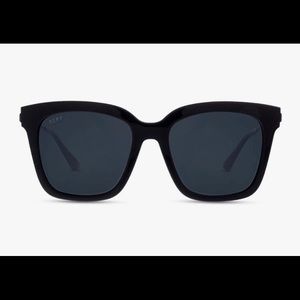 Diff Bella Black Polarized Sunglasses